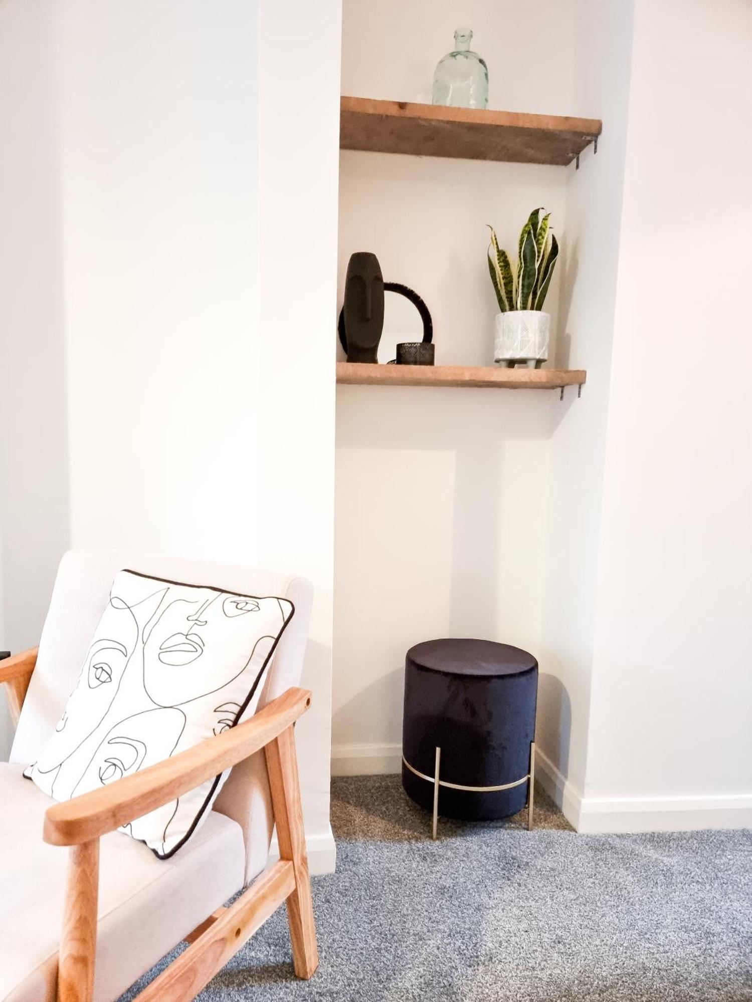 4-Bedroom Home - Perfect For Those Working In Bridgend - By Tailored Accommodation Exterior foto